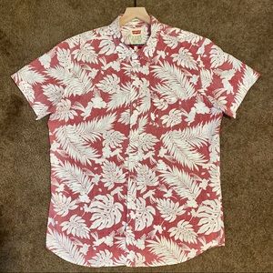 Levi’s Red and White Short Sleeve Hawaiian Shirt